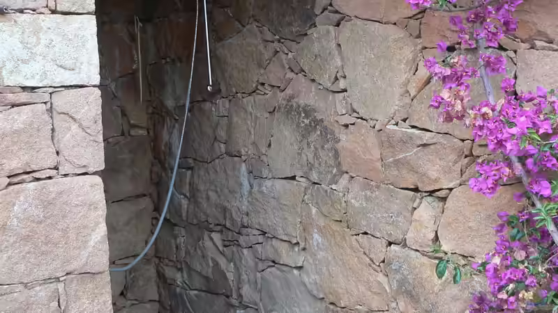 Abkühlung im Sommer: Eine Gartendusche bauen
